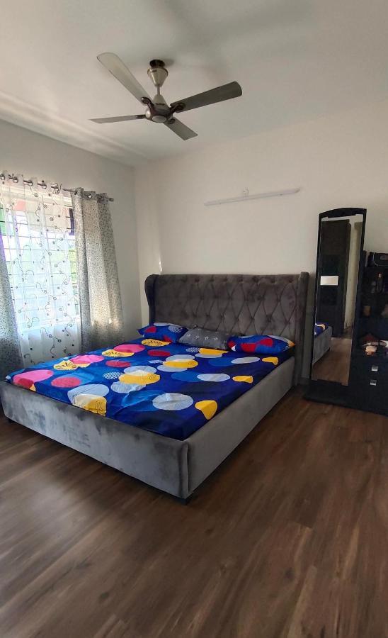 305 Home Stay Mangalor Kültér fotó